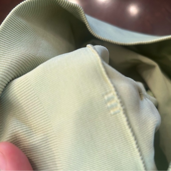 Alphalete amplify shorts - Picture 3 of 3